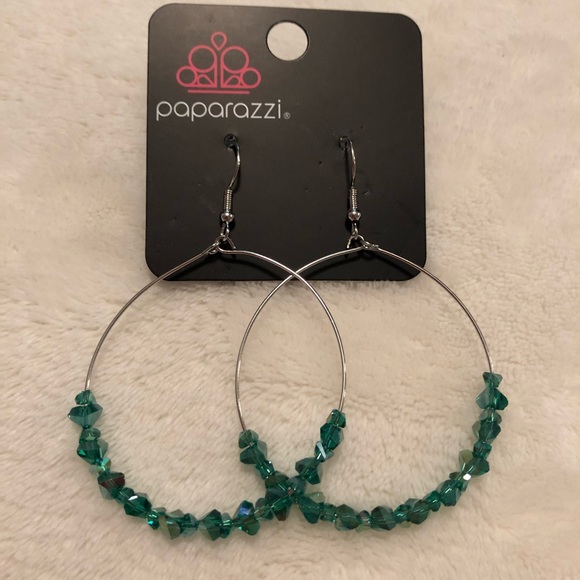 Paparazzi Glimmering go getter green earrings